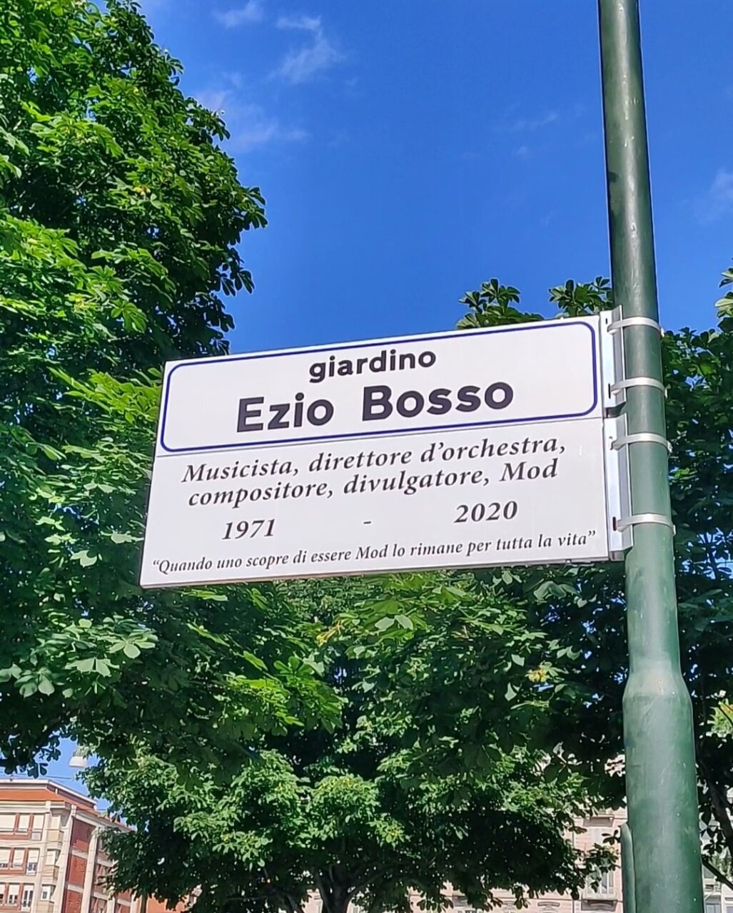 Torino dedica i giardini di Piazza Statuto al Maestro Ezio Bosso