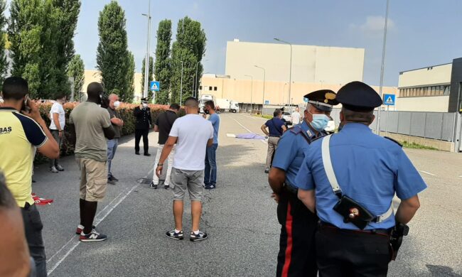 Sindacalista 37enne muore investito da un camion durante una manifestazione