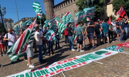 In agitazione anche a Torino i lavoratori del comparto servizi rifiuti