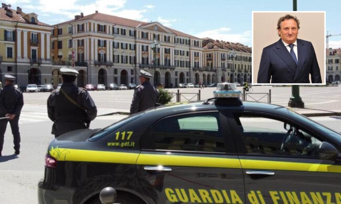 Clamoroso: la Finanza arresta ex-sindaco e la sua compagna (segretaria comunale)