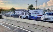Campeggio abusivo dei rom al cimitero: la protesta di Torino Tricolore