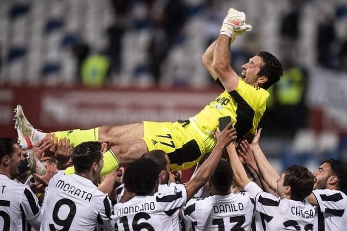 Buffon al Parma: l’addio (con lacrimuccia) al portierone bianconero