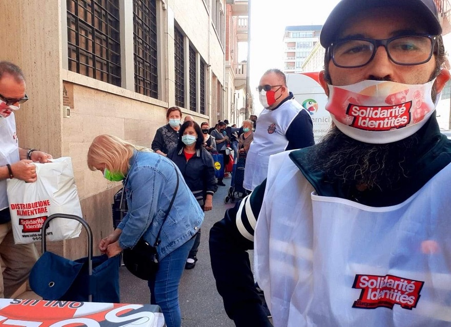 Pacchi alimentari ai bisognosi sabato in via Cellini