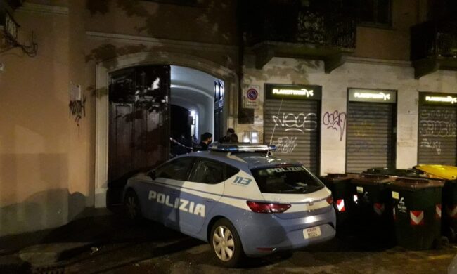 Lavapiatti 25enne decapitato in casa: fermato un uomo, probabile la pista del prestito di denaro