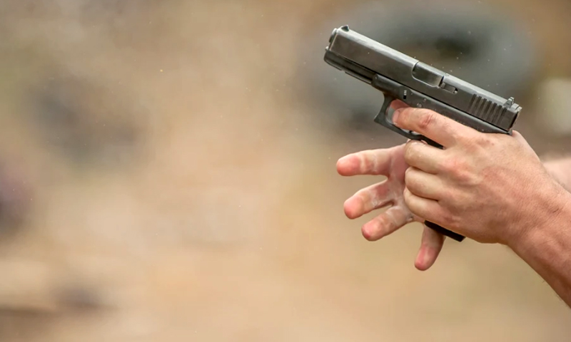 Ancora spari a Torino: 21enne ferito a una gamba da un colpo di pistola