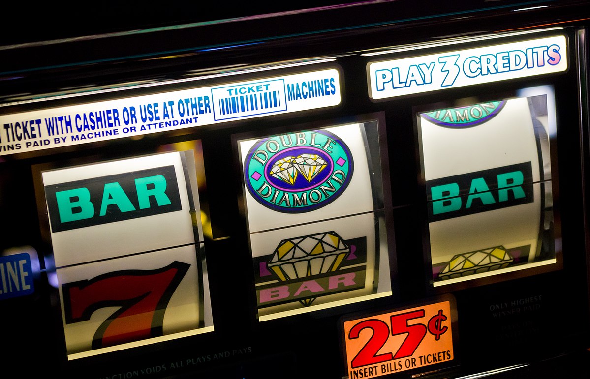 Slot machine e irregolarità amministrative: scattano le sanzioni