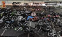 Trovate 14 biciclette e 3 monopattini rubati, c'è anche il tuo?