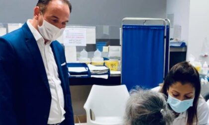 Vaccini, oggi al via la terza dose anche in Piemonte. Cirio: "Tra i primi a partire"