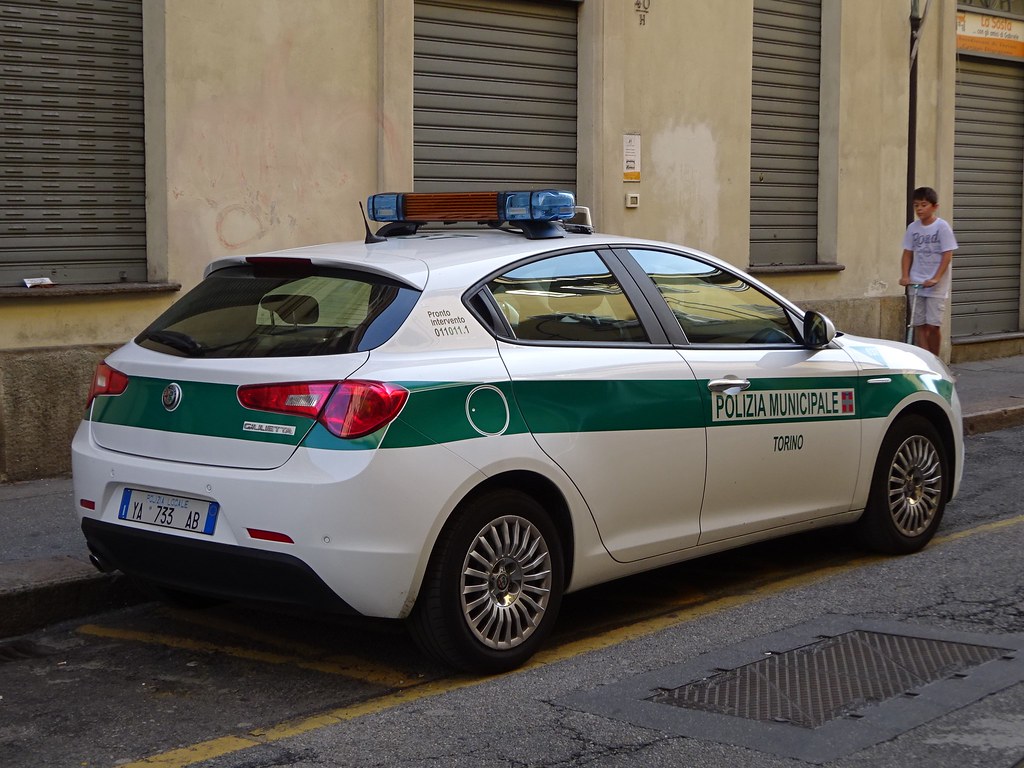 Nel circolo privato 12 soci senza Green Pass, sanzioni e locale chiuso