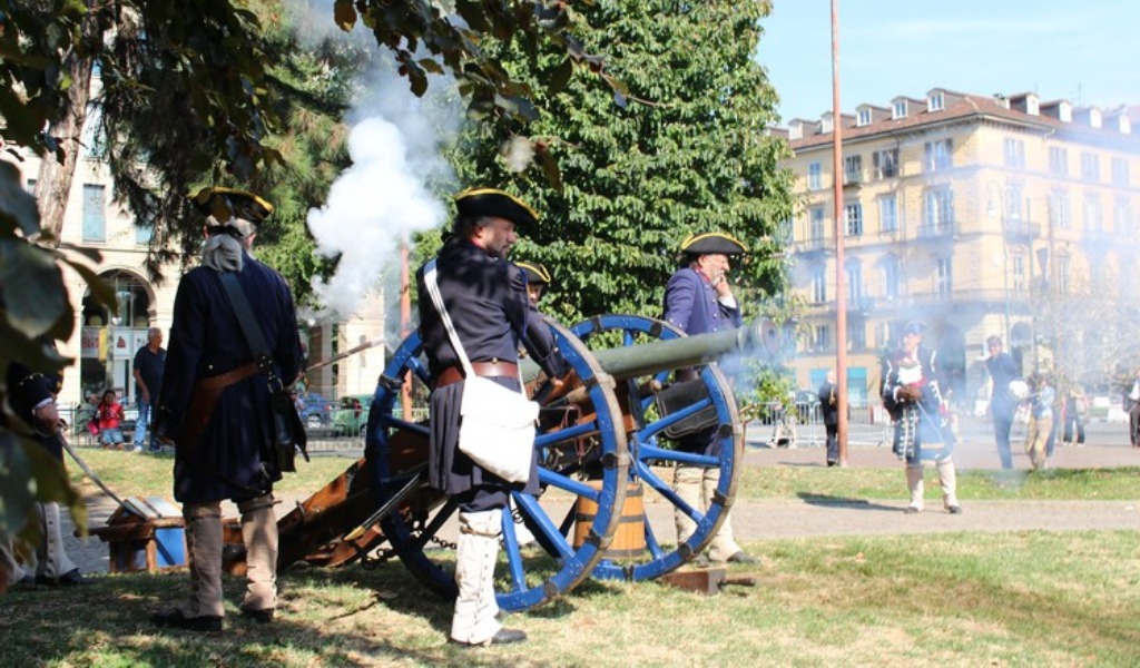 L’Aurora d’Italia: le rievocazioni storiche a Torino per il 315° anniversario della vittoria dell’assedio del 1706