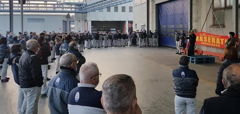 Da gennaio Maserati a Mirafiori e doppi turni per la 500 elettrica, ma Cgil e Cisl litigano fra loro