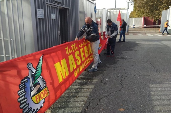 Stabilimento di Grugliasco chiuso da Stellantis: la Cgil critica ma tenta la pace