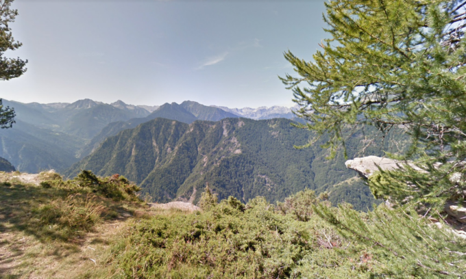 Precipita in un dirupo ad Elva con l’auto, morto ragazzo di 21 anni