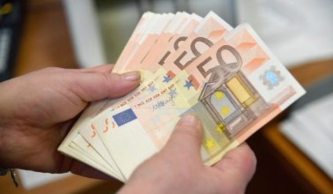 Una donna di Beinasco trova 180 euro, poi si reca in caserma e li consegna ai carabinieri