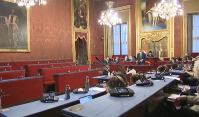 Lo Russo presenta le linee guida della giunta, l’opposizione esce dall’aula