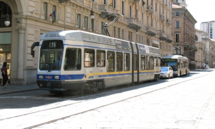 Global Transport Report, gli italiani passano 41 minuti su bus o tram ogni mattina
