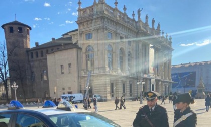 Baby gang in centro a Torino: accerchiano, aggrediscono e rapinano tre minorenni