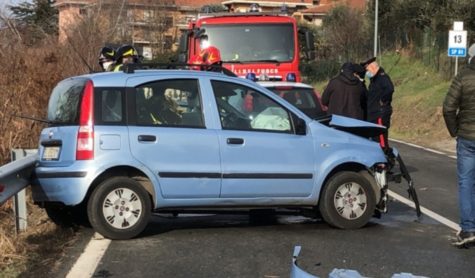 Pensionato 93enne si schianta contro un muro e perde la vita