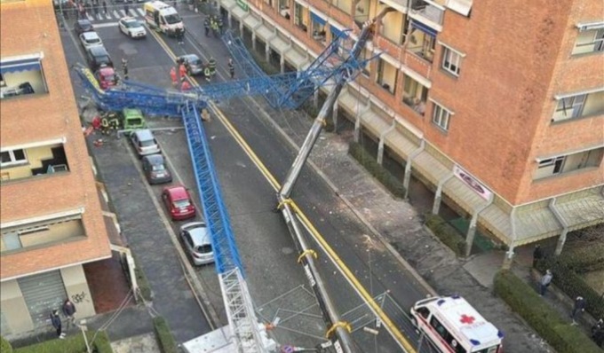 Crollo gru, oggi presidio dei sindacati davanti la Prefettura. Domani la rimozione della struttura collassata