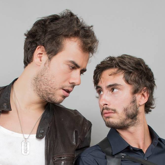 Boom di visualizzazioni per il nuovo video “Che cosa c’è dentro il vaccino” realizzato dai comici “I Panpers”