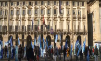 Sanità, ieri la protesta degli infermieri in piazza Castello. Il sindacato: "Ministro Brunetta, per favore ora ci eviti la retorica"