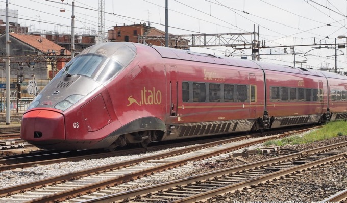 Donna investita da un treno Italo alla stazione di Porta Susa