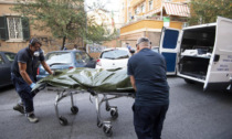 Due suicidi in sette giorni a Chieri: trovati senza vita una donna di 55 anni e un 51enne