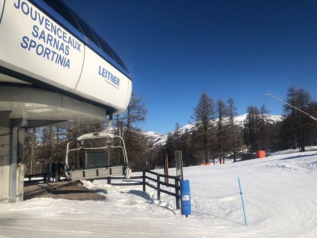 Sauze d’Oulx, l’ente controlli ferma la seggiovia Jouvenceaux-Sarnas-Sportinia: da oggi è chiusa