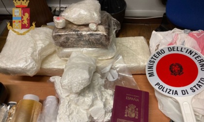 Arrestati due spacciatori a Mirafiori, trovati con 5 chili di cocaina purissima