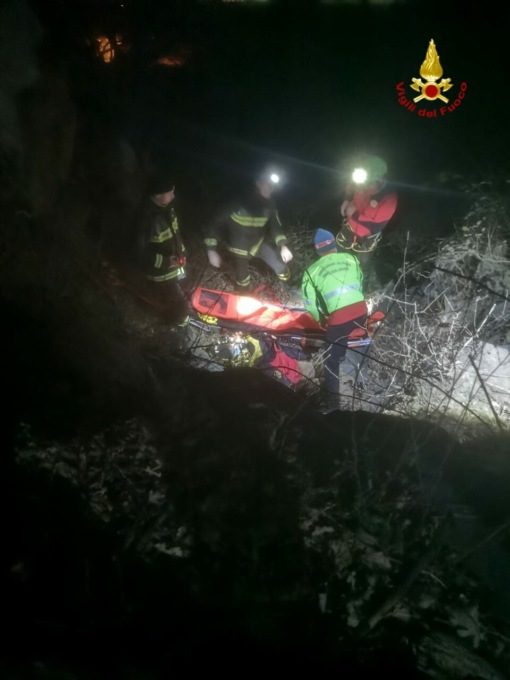 Escursionista disperso nei boschi tra Caprie e Celle: ritrovato e soccorso dai Vigili del Fuoco