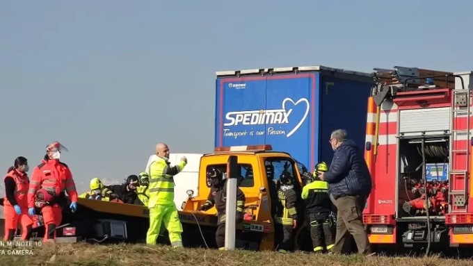 Tangenziale nord, maxi tamponamento allo svincolo di corso Allamano: coinvolte diverse auto e un furgone