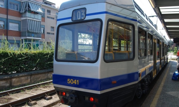 Gravissimo Incidente A Torino Donna Muore Investita Da Tram Della 