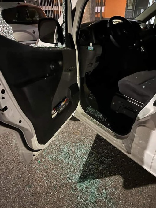 San Raffaele Cimena, furto lampo mentre aspetta il nipote alla fermata dello scuolabus