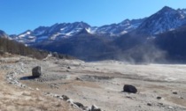 Emergenza siccità in tutto il Piemonte: prosciugato il lago artificiale di Ceresole Reale