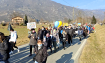 Val Susa, manifestazione per la pace in sostegno del popolo ucraino