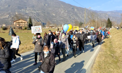 Val Susa, manifestazione per la pace in sostegno del popolo ucraino