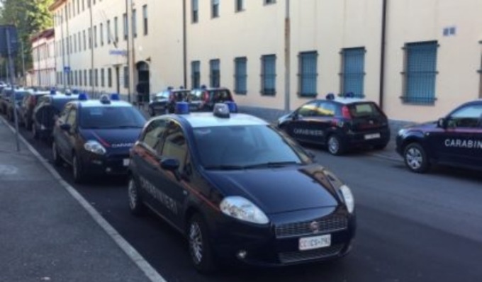 Amplessi troppo rumorosi due famiglie si prendono a botte