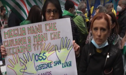 Protesta degli operatori sanitari davanti al Consiglio Regionale del Piemonte: "Chiediamo di essere stabilizzati"