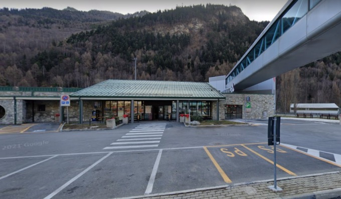 Autotrasportatore 52enne trovato morto nell’area di servizio di Salbertrand