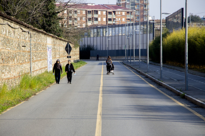 Stop alle auto in via Torino a Collegno, dopo i lavori per la metropolitana. Sarà solo più un’area ciclopedonale