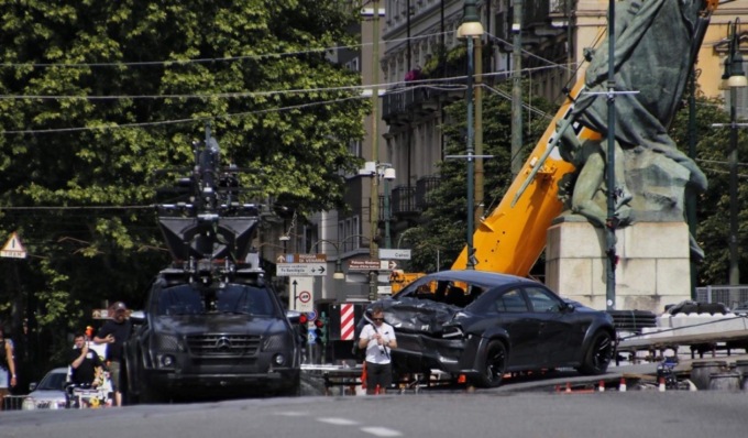 Le riprese di Fast & Furious in centro a Torino mandano il traffico in tilt