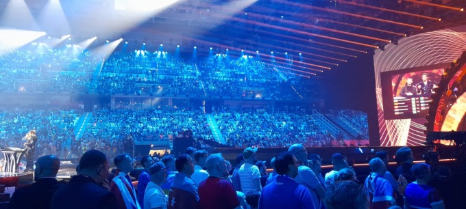 Sul palco con Mika: “Vi racconto il mio Eurovision dal vivo”
