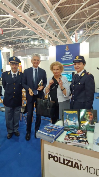 Salone Libro: la Polizia di Stato partecipa anche quest’anno con uno stand espositivo all’interno del padiglione Oval V150