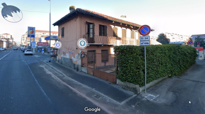 Scoperto un dormitorio abusivo in via XXV Aprile a Nichelino: 3 persone identificate dalle forze dell’ordine