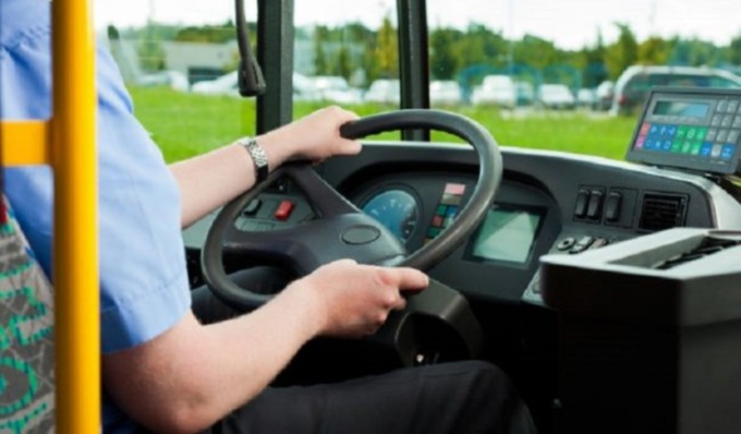 Autista muore mentre guidava l’autobus: Danilo aveva 57 anni