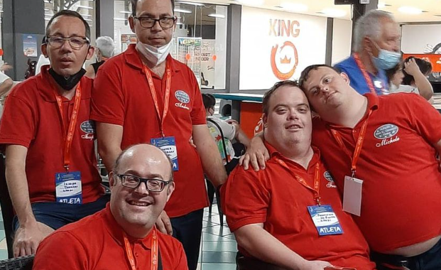 Special Olympics a Torino, ladri svaligiano i furgoni degli atleti disabili in gara