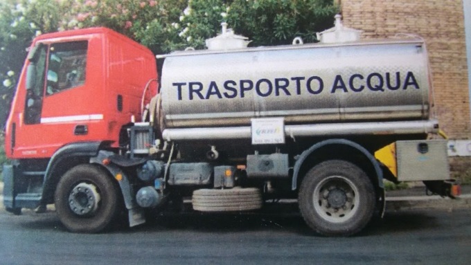 Il Piemonte muore di sete: arrivano le autobotti anche in 11 comuni torinesi