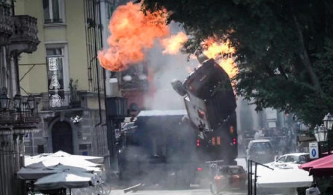 Ultimo giorno di riprese di Fast & Furious: volano auto in fiamme e una stuntman rimane ferita