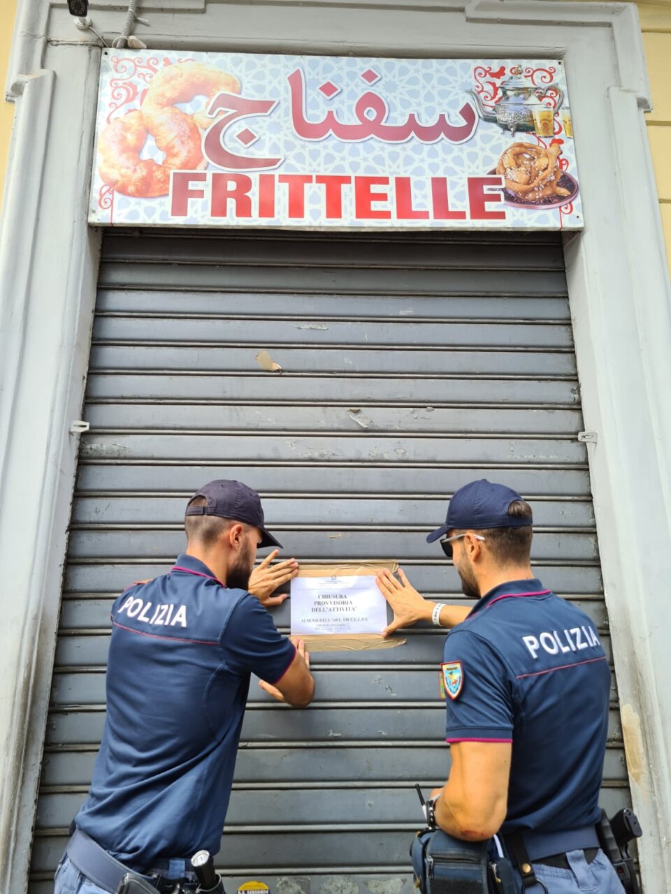 Ieri, sabato 9 luglio 2022, il Questore di Torino, ai sensi dell’art. 100 TULPS, ha sospeso la licenza della pizzeria Kebab “Stella El Baghgià”, ubicato in Torino, Corso Giulio Cesare n. 25, sito in un quartiere ad alta densità abitativa, zona Porta Palazzo, frequentato da numerosi avventori, in particolare da cittadini extraUE.