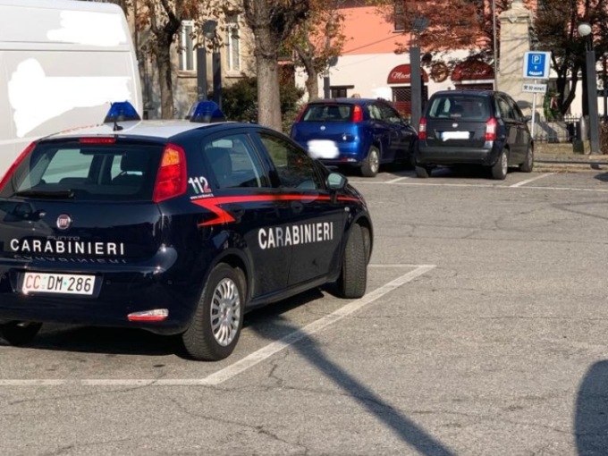 Carmagnola, arrestato un 34enne per possesso di droga finalizzata allo spaccio